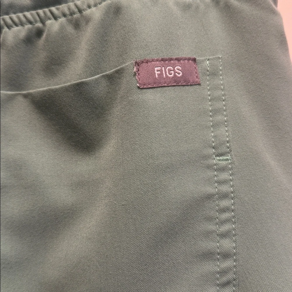 Figs Tech Collection Scrub Pants - Picture 6 of 7